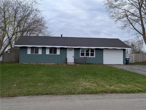 401 Idlewood Blvd, Van Buren, NY 13027