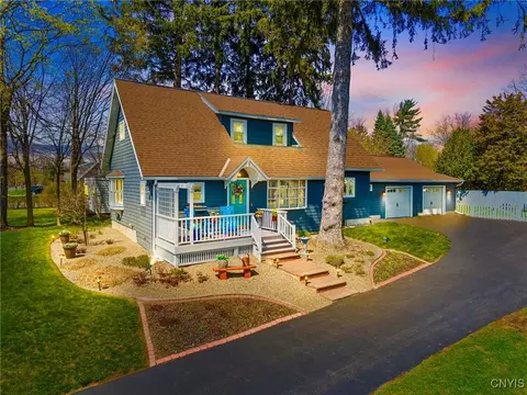 1026 Cold Springs Rd, Salina, NY 13088