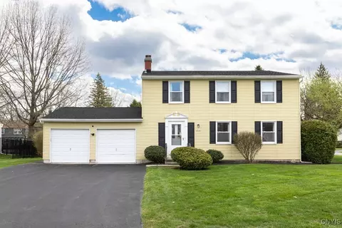 4242 Stepping Stone Ln, Liverpool, NY 13090