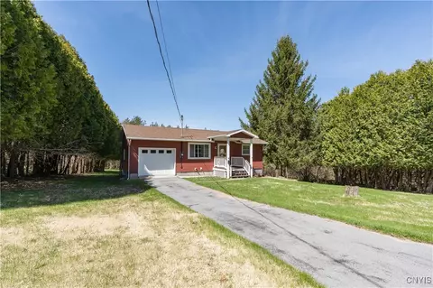 4 Harpers Ter, Champion, NY 13619