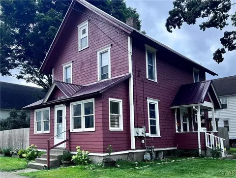 99 Elm St, Cortland, NY 13045