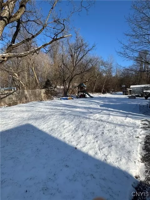 23 Green St, German Flatts, NY 13407 photo 5