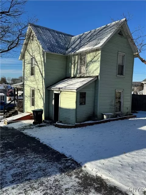 23 Green St, German Flatts, NY 13407 photo 4