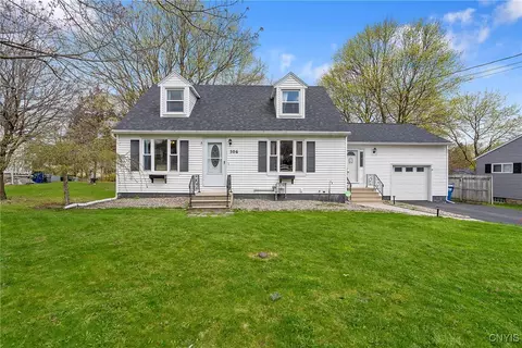 506 Richards Rd, Camillus, NY 13031