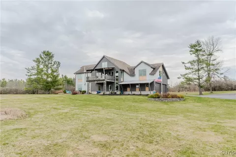 41160 Breezy Pines Rd, Clayton, NY 13624