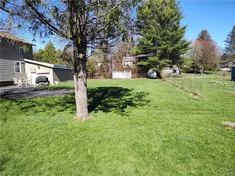329 Mcrae St, Rome, NY 13440