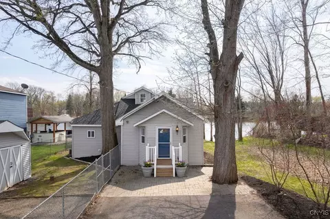 3342 Hayes Rd, Lysander, NY 13027