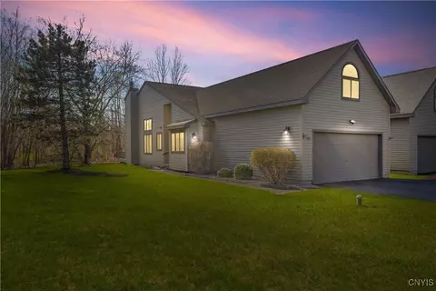 4842 Huntwood, Manlius, NY 13104