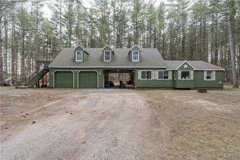 5410 N Shore Rd, Brantingham, NY 13312