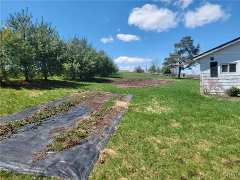 110 Lynk St, Root, NY 12116 photo 4