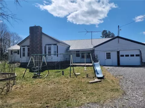 110 Lynk St, Root, NY 12116 photo 2