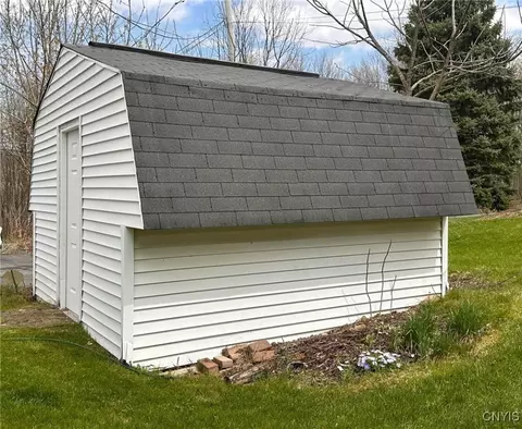 Exterior - 240 Seneca St, Sullivan, NY 13037 photo 12 of 13