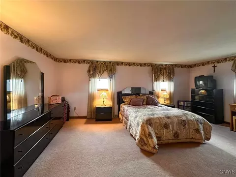Bedroom - 240 Seneca St, Sullivan, NY 13037 photo 1 of 11