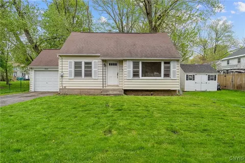 302 5th St, Salina, NY 13088