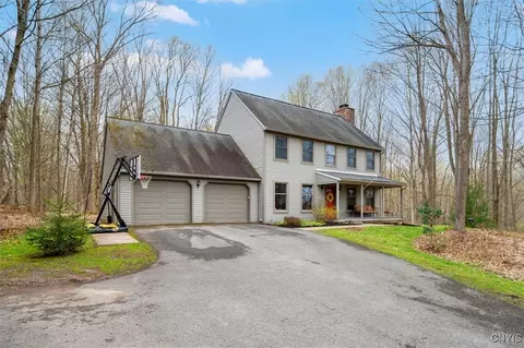 7834 Kellogg St, Kirkland, NY 13323