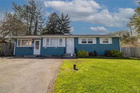 213 Snyder Ave, Salina, NY 13206