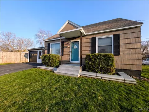 500 Malden Rd, Salina, NY 13211