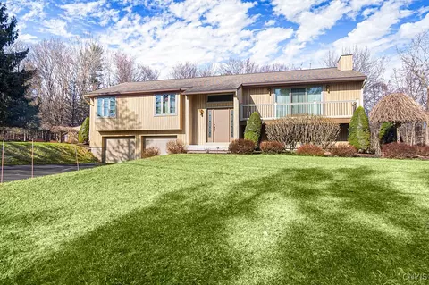 904 Westwood Dr, Herkimer, NY 13350