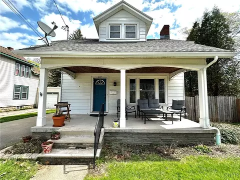 621 W 1st St S, Fulton, NY 13069