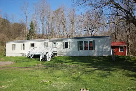 9487 Us Route 20, Bridgewater, NY 13313