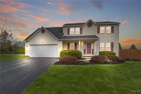 4781 Setting Sun Ter, Onondaga, NY 13215