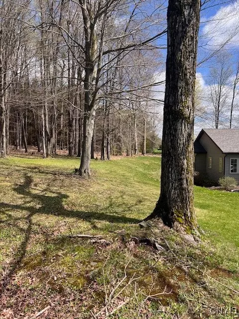 3282 Walden Oak Blvd, Cortlandville, NY 13045