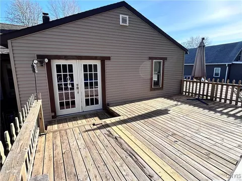 Exterior - 81 E Oneida St, Lysander, NY 13027 photo 3 of 4