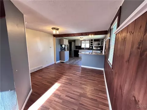 Living - 81 E Oneida St, Lysander, NY 13027 photo 1 of 5