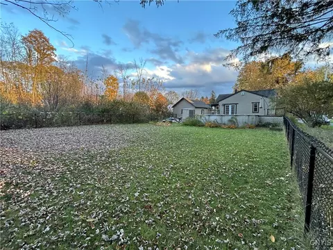 Exterior - 81 E Oneida St, Lysander, NY 13027 photo 4 of 4