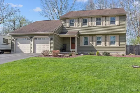4221 Gopher Cir, Liverpool, NY 13090