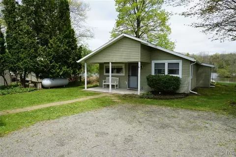 46 Joey K Ln, Granby, NY 13069
