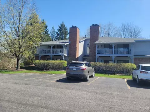 3046 Town Center Rd, Lysander, NY 13027