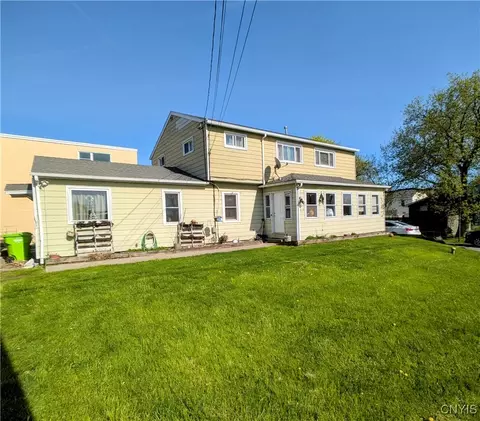 420 Schaffer Ave, Salina, NY 13206