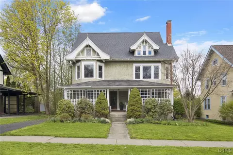 44 W West Court St, Cortland, NY 13045