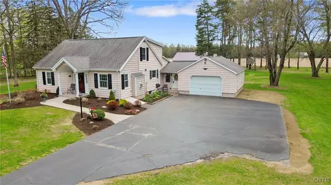 2534 Lamson Rd, Phoenix, NY 13135 photo 2