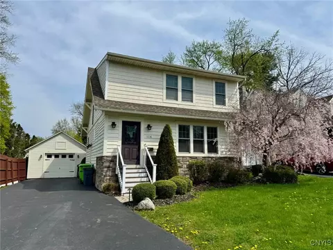 116 Brookfield Rd, Salina, NY 13211