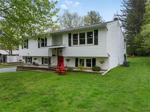 19 Olena Dr, Whitestown, NY 13492