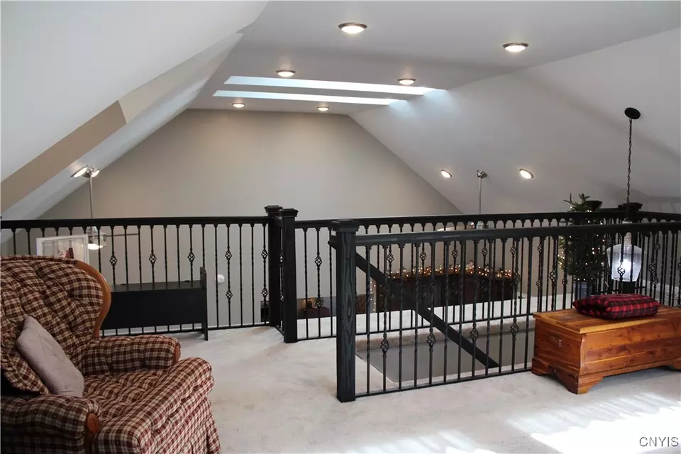 Entry Way - 5547 Lee Valley Rd, Lee, NY 13440 photo 7 of 12