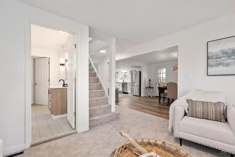 Entry Way - 2 Wood St, Lysander, NY 13027 photo 5 of 11