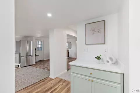 Entry Way - 2 Wood St, Lysander, NY 13027 photo 9 of 11