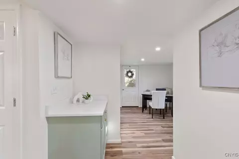 Entry Way - 2 Wood St, Lysander, NY 13027 photo 8 of 11