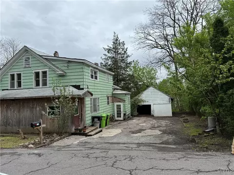 116 Woods Ave S, Salina, NY 13206