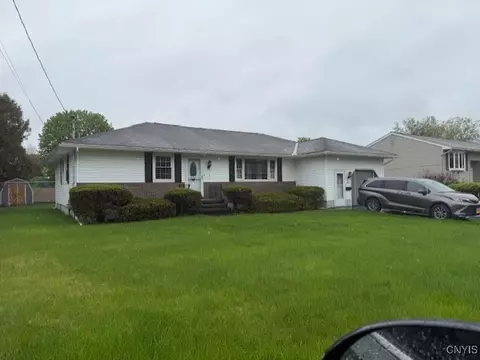 450 Oakdale Ave, Utica, NY 13502