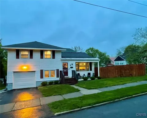 5 Harriet St, Utica, NY 13501