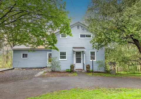 7158 Manlius Center Rd, East Syracuse, NY 13057