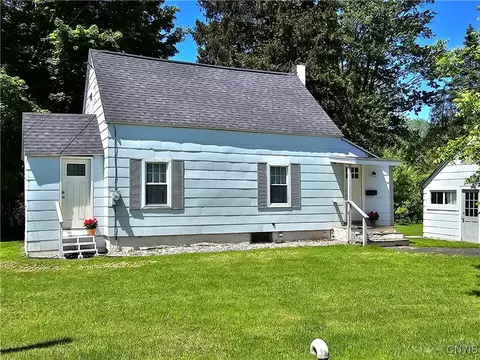 628 Fitch St, Oneida, NY 13421
