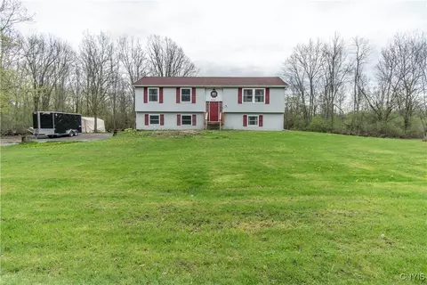 30204 County Route 179, Lyme, NY 13622
