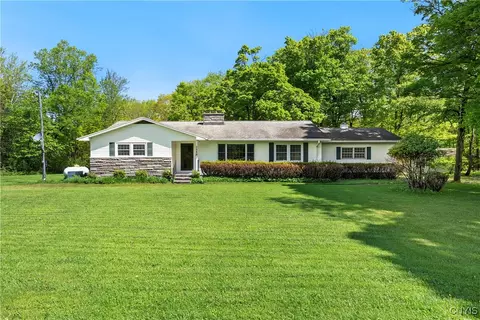 3969 Long Hill Rd, Venice, NY 13118