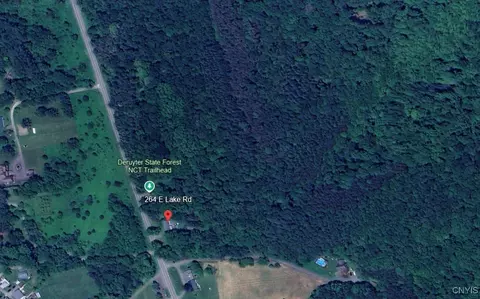 264 E Lake Rd, Deruyter, NY 13052