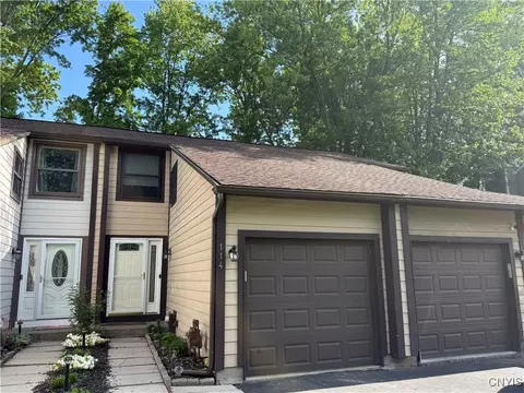 114 Softwind Cir, Van Buren, NY 13027